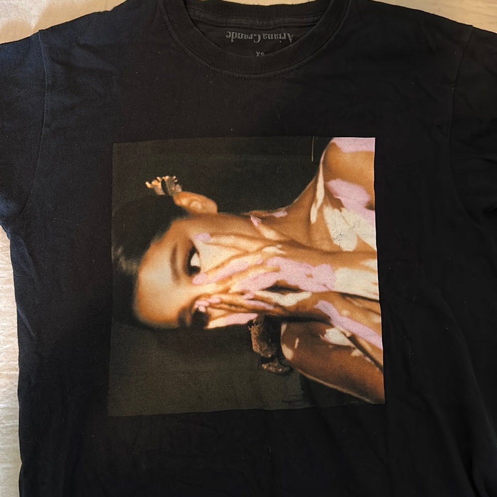 Ariana Grande God is a Woman sweetener t-shirt